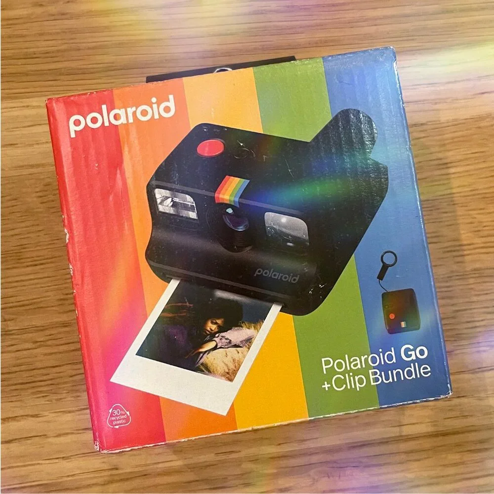 Polaroid Go Clip Bundle - Mini Instant Film Camera - Black *BNIB*